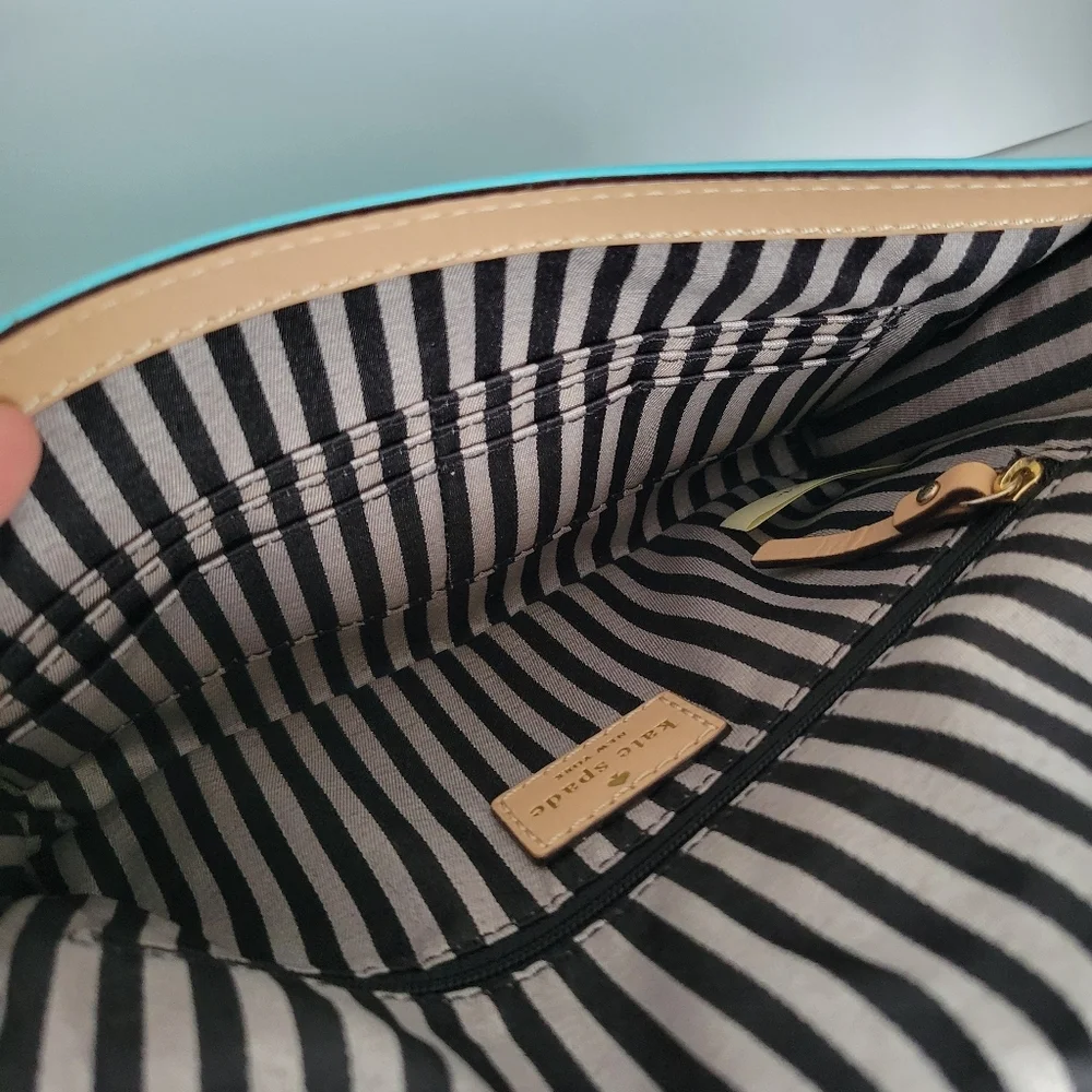Kate Spade New York Crossbody Clutch Like New - Picture 11 of 12